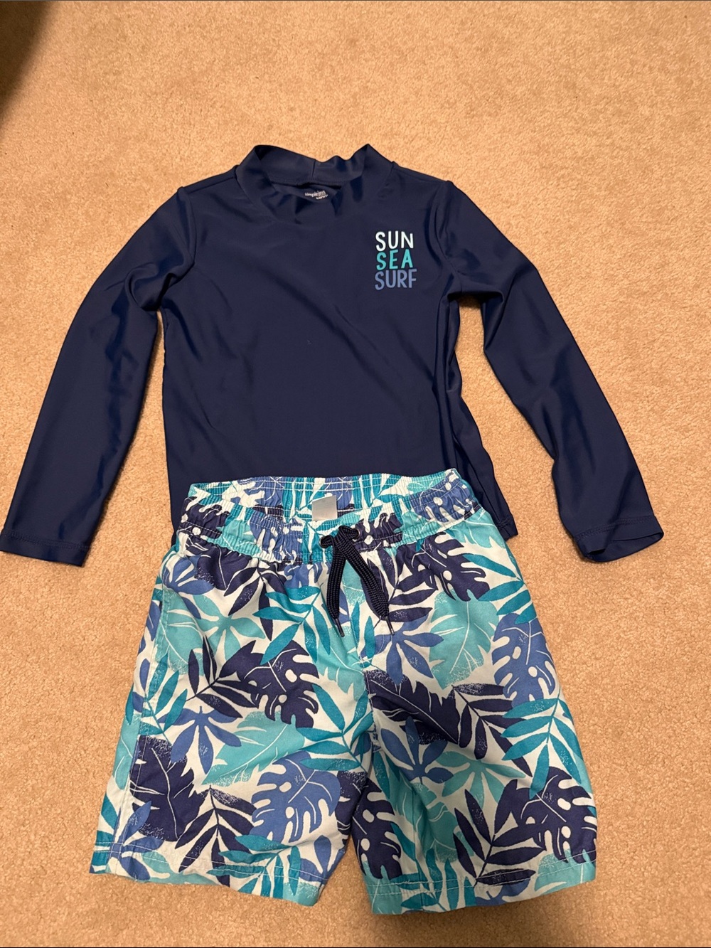5T Long-Sleeve Rash Guard & Tropical Swim Shorts Set